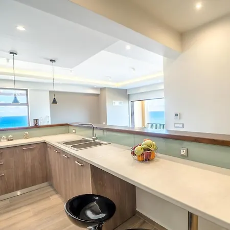Appartement Golden View Luxury Platanés